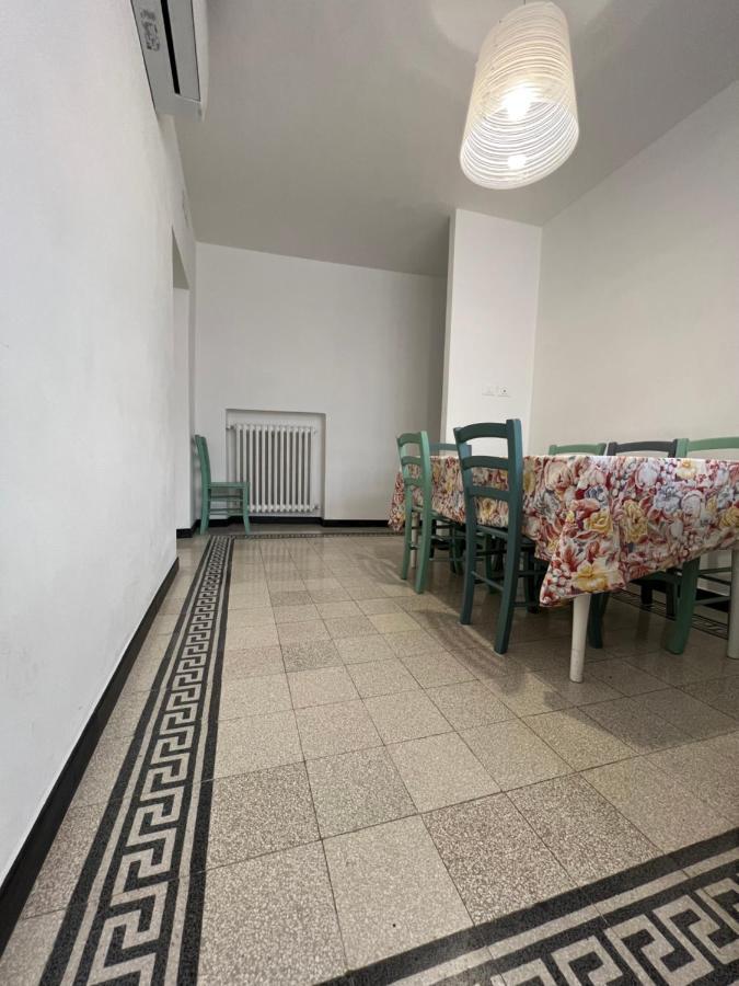 Casa Del Poeta Apartment Riva Ligure Exterior photo